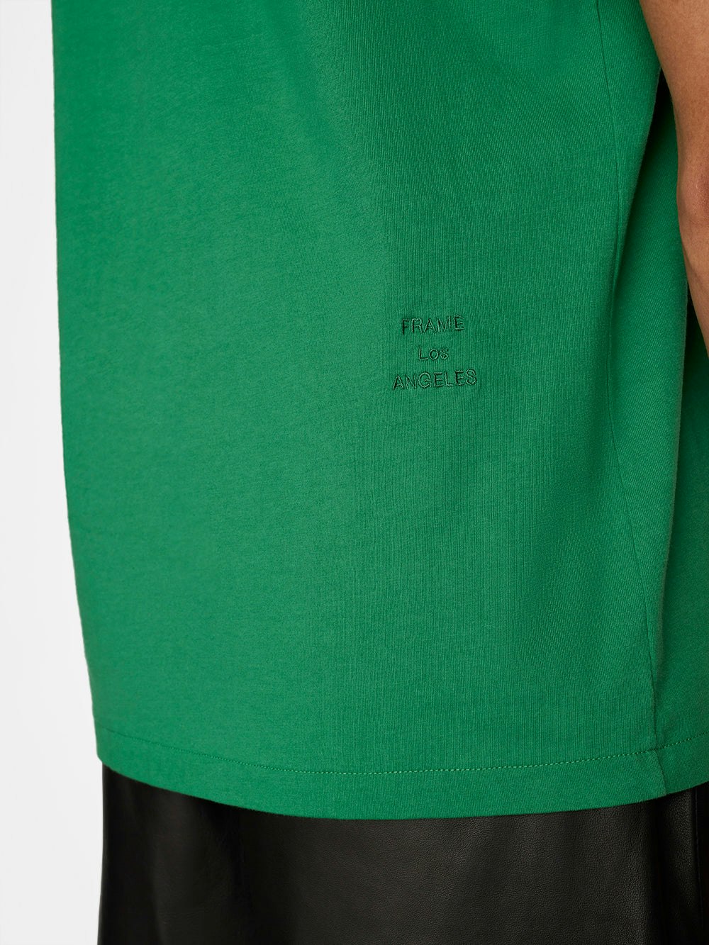 shirt back detail view alt:fit2
